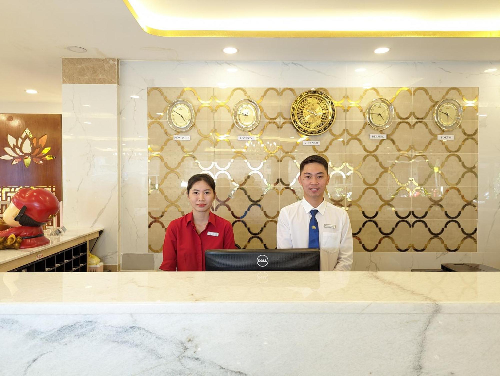Dong Kinh Hotel Ho Chi Minh City Exterior photo
