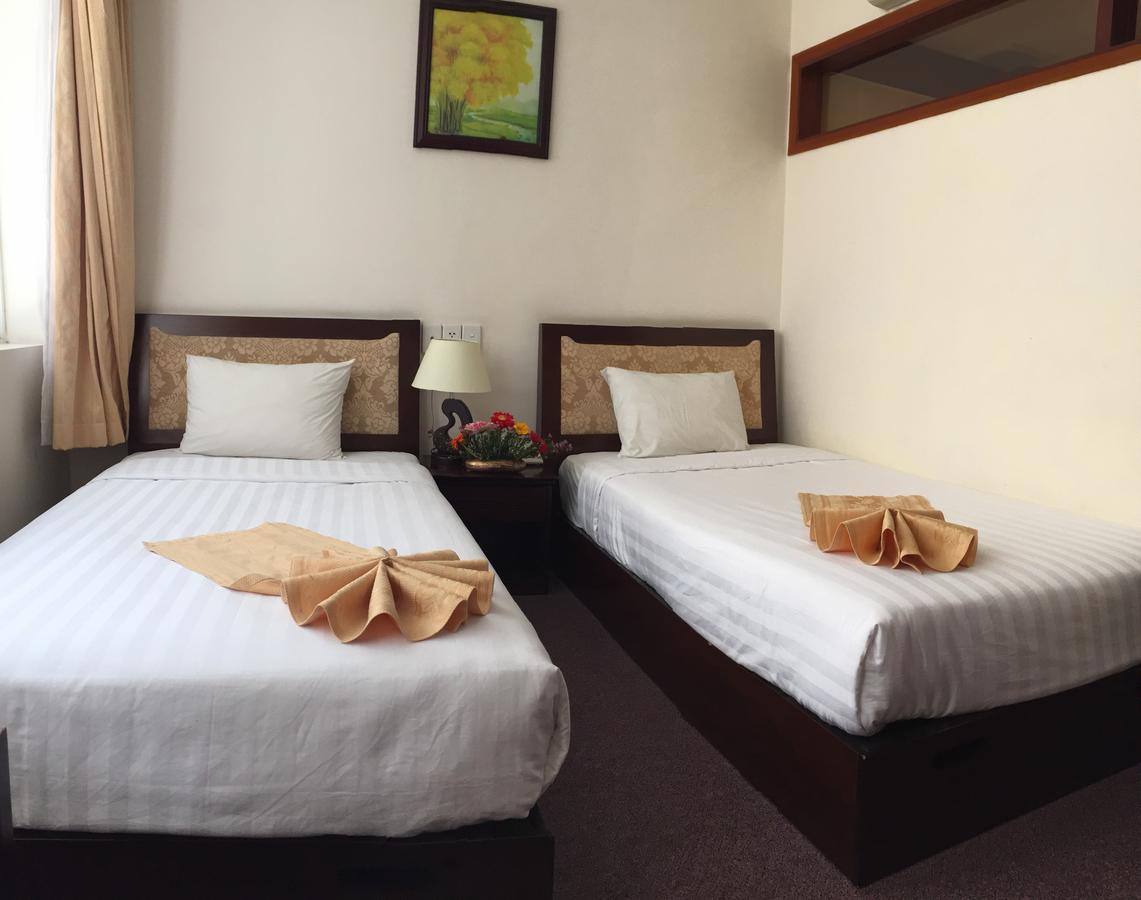 Dong Kinh Hotel Ho Chi Minh City Exterior photo
