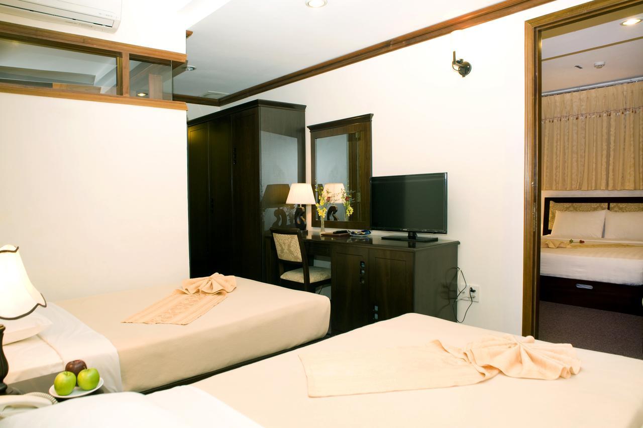 Dong Kinh Hotel Ho Chi Minh City Exterior photo